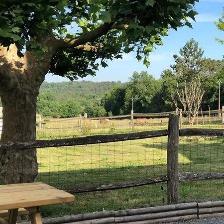Les 4 Saisons: Beau Gite Au Calme, Foret, Proche A89 Et Bergerac Ferienhaus *